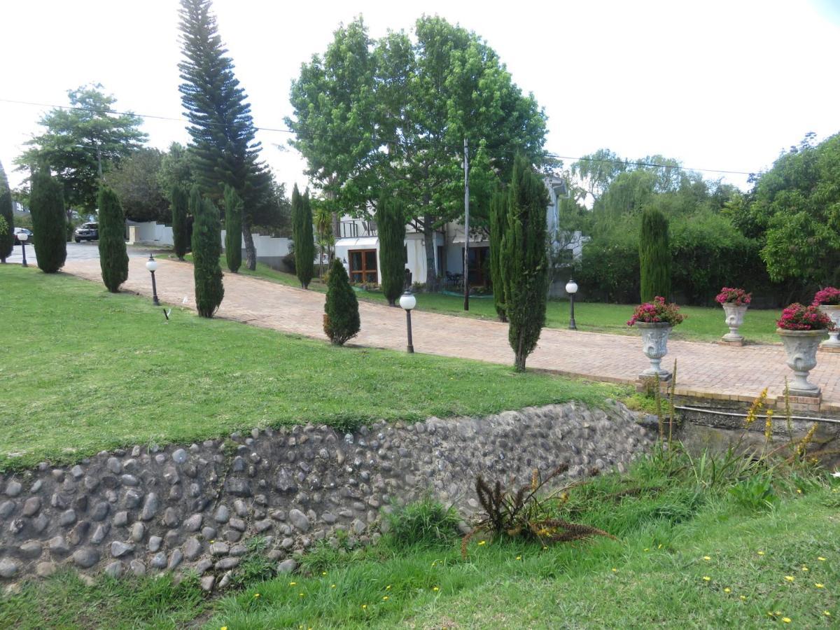 Cul De Sac - Accommodation George Extérieur photo