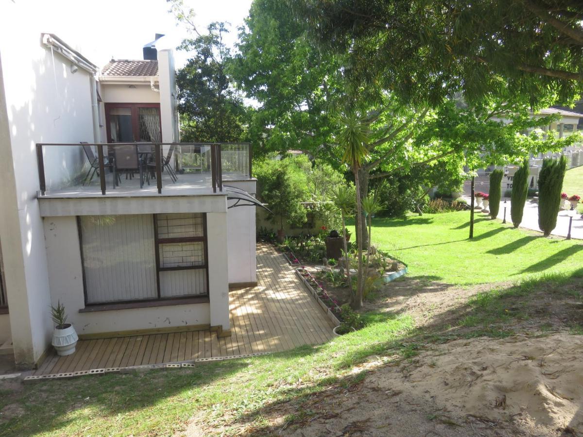 Cul De Sac - Accommodation George Extérieur photo