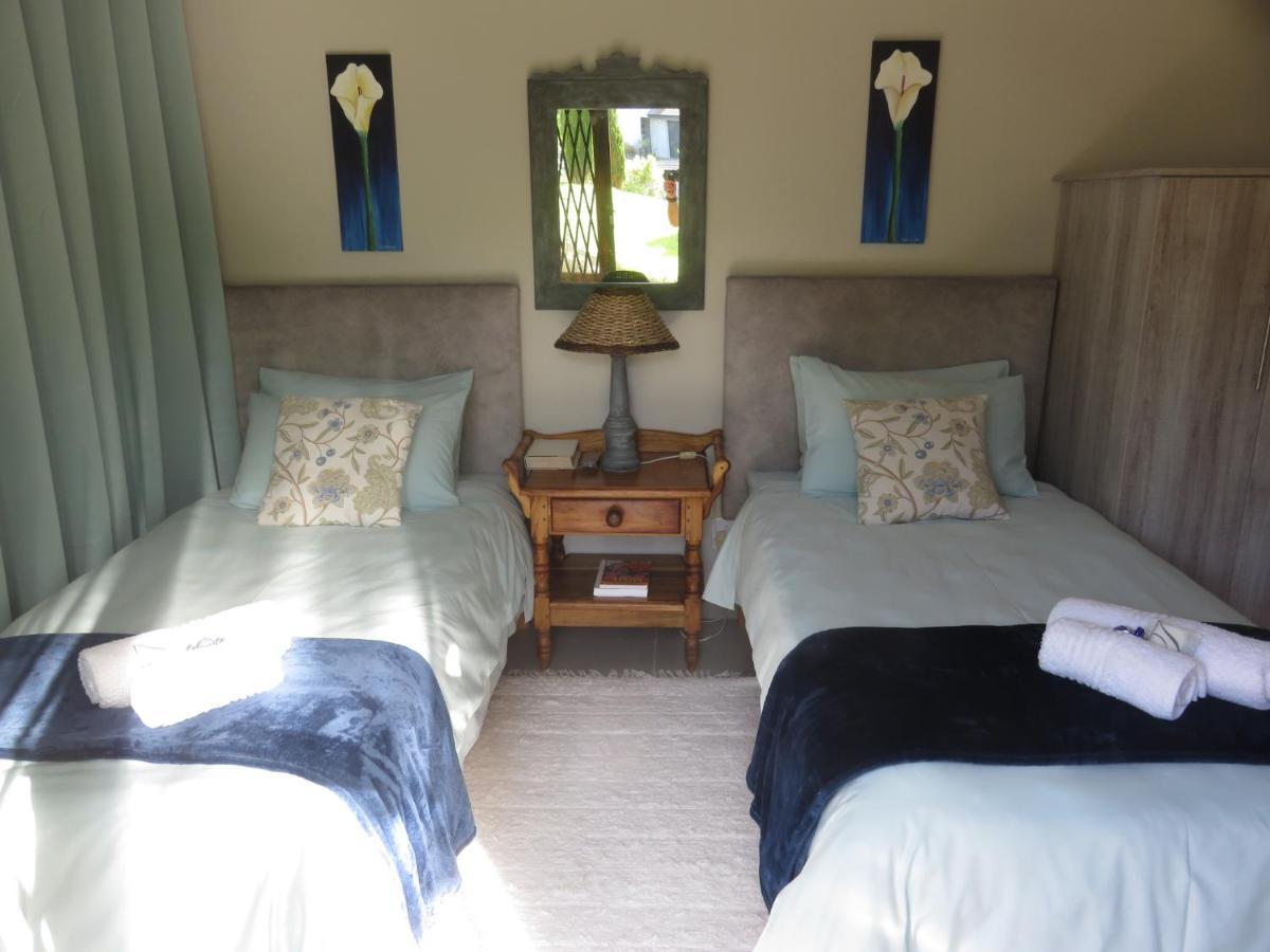 Cul De Sac - Accommodation George Extérieur photo
