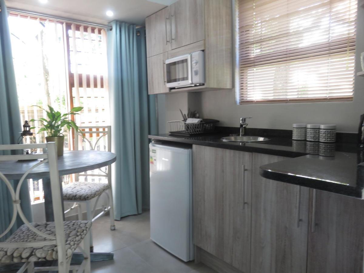 Cul De Sac - Accommodation George Extérieur photo