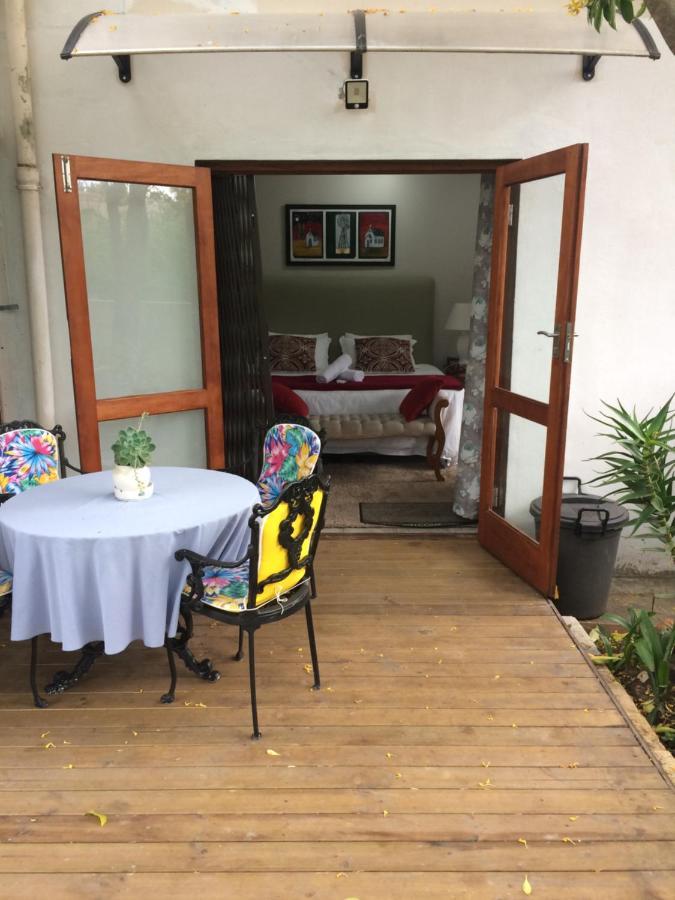 Cul De Sac - Accommodation George Extérieur photo